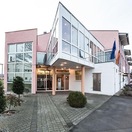 Hotel An Der Waldstrasse Groß-Zimmern エクステリア 写真